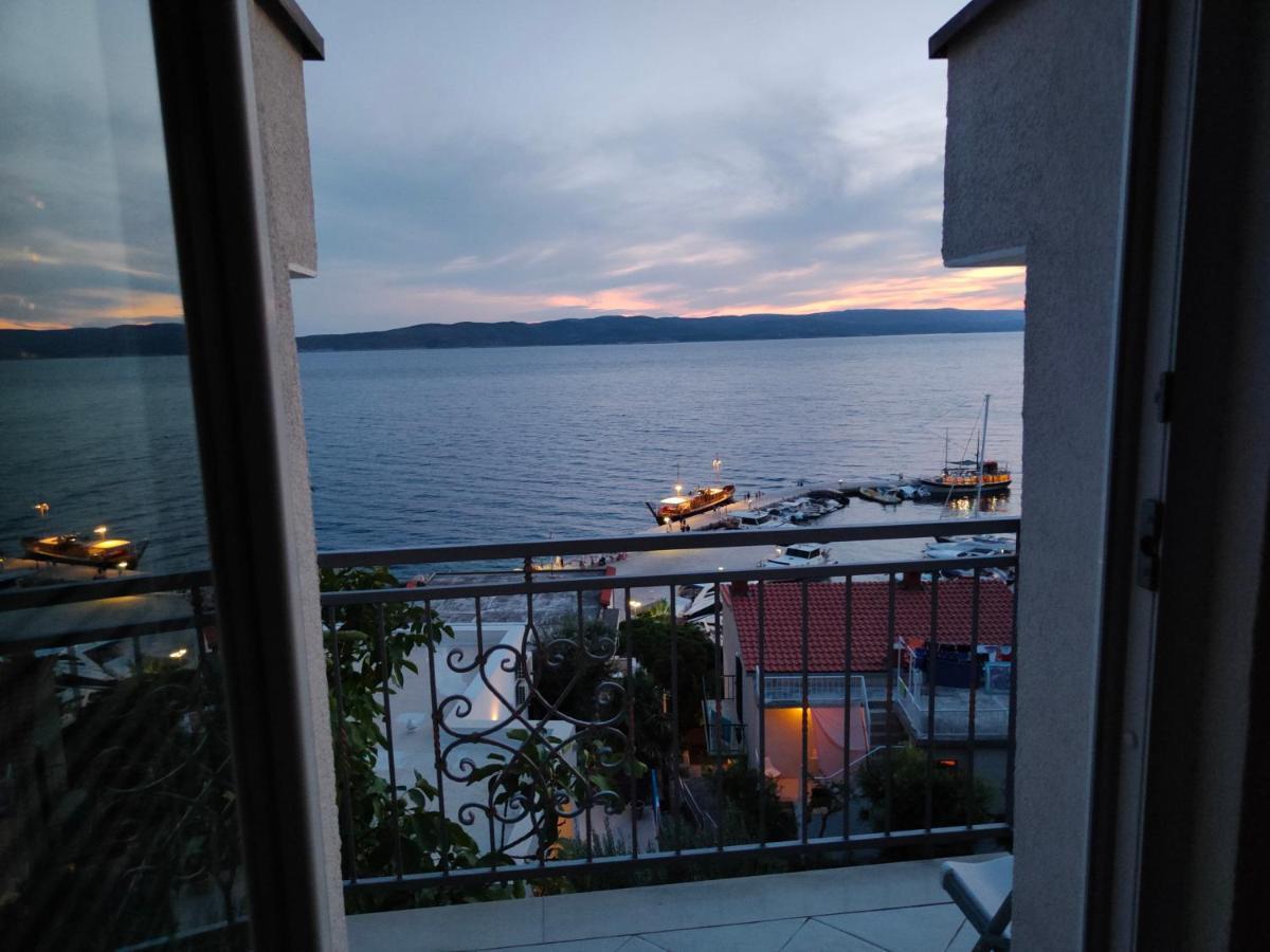 Villa Intrada Brela Exterior photo